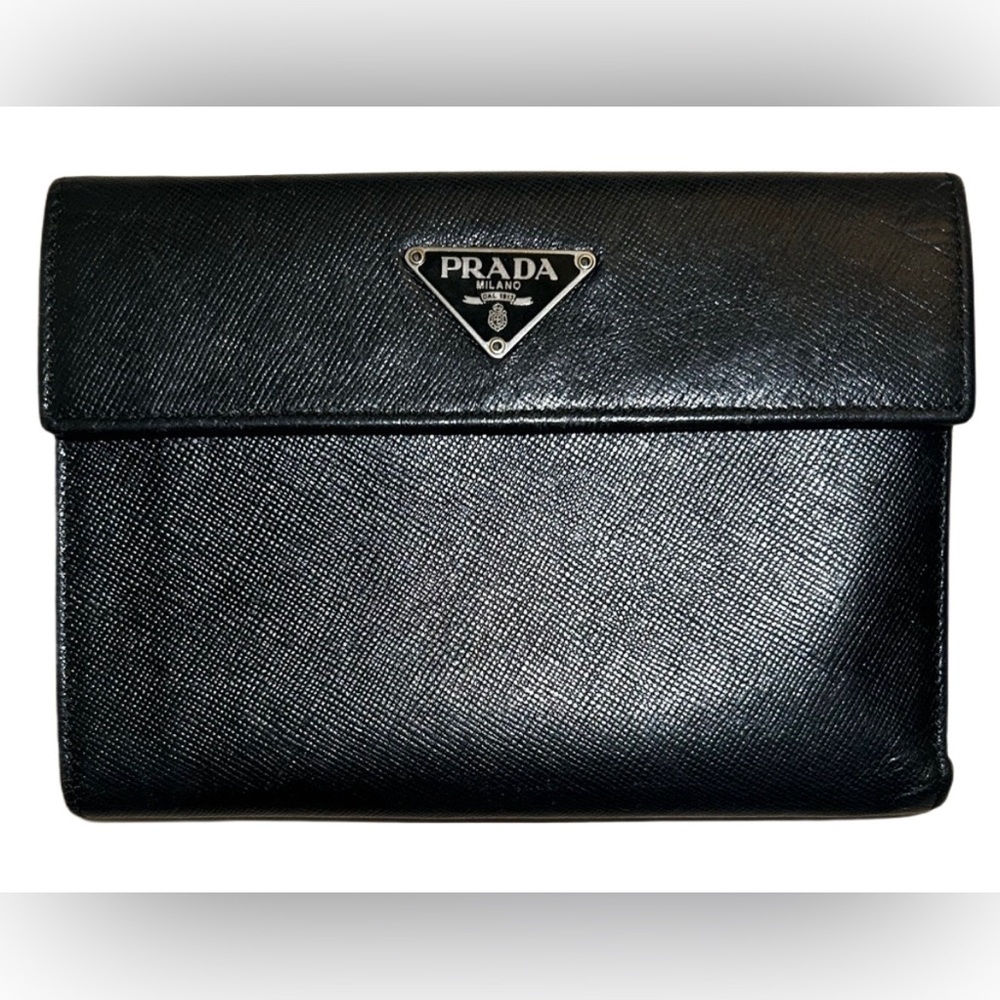 Prada Wallet (Pre loved)
